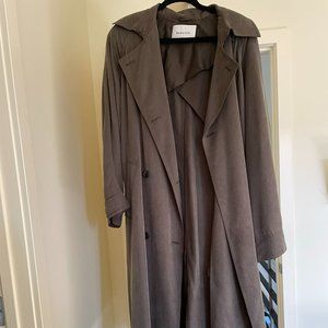 Green flowy Babaton trench with pockets and removable belt size M
